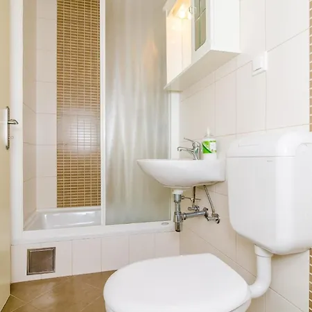 Daire Moderne Wohnung, Ideal Fuer Eine Stadterkundung Dubrovnik